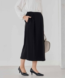 a.v.v（アーヴェヴェ）の「サテンナロースカート【洗える/速乾/毛玉になりにくい/イージーケア】（スカート）」