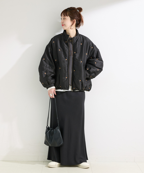 B.C STOCK（ベーセーストック）の「中わた刺繍ブルゾン（ブルゾン・レディース・ブラック/アイボリー・FREE）」の3枚目の写真