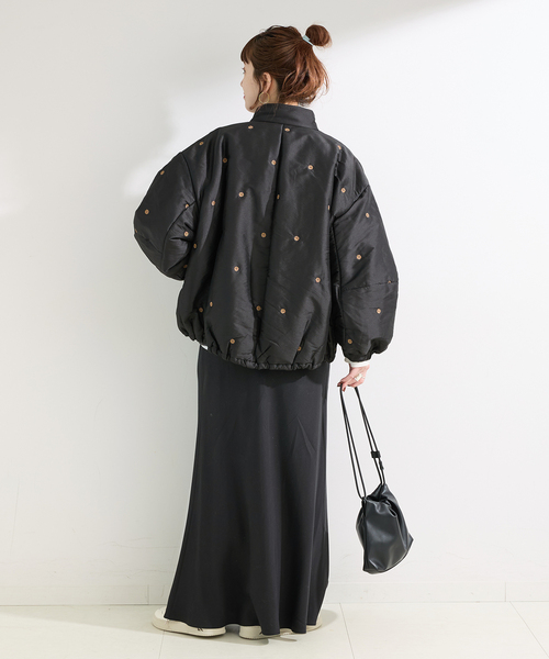 B.C STOCK（ベーセーストック）の「中わた刺繍ブルゾン（ブルゾン・レディース・ブラック/アイボリー・FREE）」の6枚目の写真