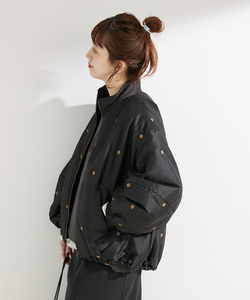 B.C STOCK（ベーセーストック）の「中わた刺繍ブルゾン（ブルゾン・レディース・ブラック/アイボリー・FREE）」の9枚目の写真