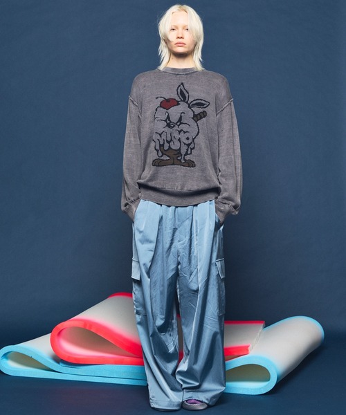 MAISON SPECIAL(メゾンスペシャル)の「《UNISEX》Parfait Bunny Jacquard Prime-Over Crew Neck Knit Pullover/パフェバニージャガードプライムオーバークルーネックニットプルオーバー【MAISON SPECIAL/メゾンスペシャル】(ニット/セーター・メンズ・ブラック/グレイッシュベージュ・0/1/2)」の4枚目の写真