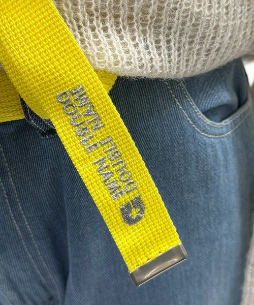 DOUBLE NAME（ダブルネーム）の「マットバックルロゴ刺しゅうガチャベルト（ベルト・レディース・ブルー/オフホワイト/レッド/イエロー・FREE）」の6枚目の写真