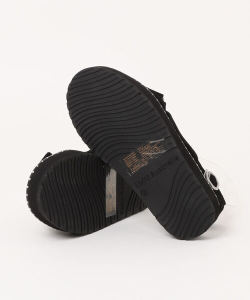 EMU Australia（エミューオーストラリア）の「Morna（サンダル・レディース・ベージュ/ブラック・6/7/8）」の4枚目の写真