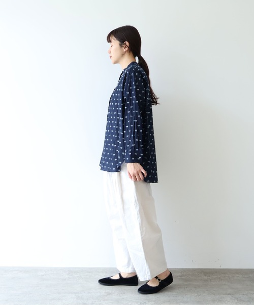 yuni（ユニ　）の「Cotton/Nylon ラメジャカード wide シャツ（シャツ/ブラウス・レディース・グレー/ピンク/ネイビー・FREE）」の6枚目の写真