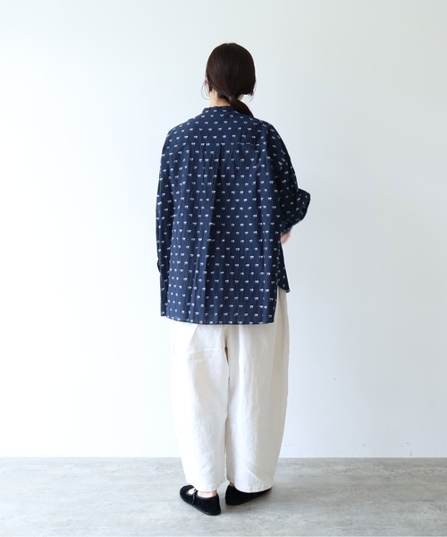 yuni（ユニ　）の「Cotton/Nylon ラメジャカード wide シャツ（シャツ/ブラウス・レディース・グレー/ピンク/ネイビー・FREE）」の7枚目の写真
