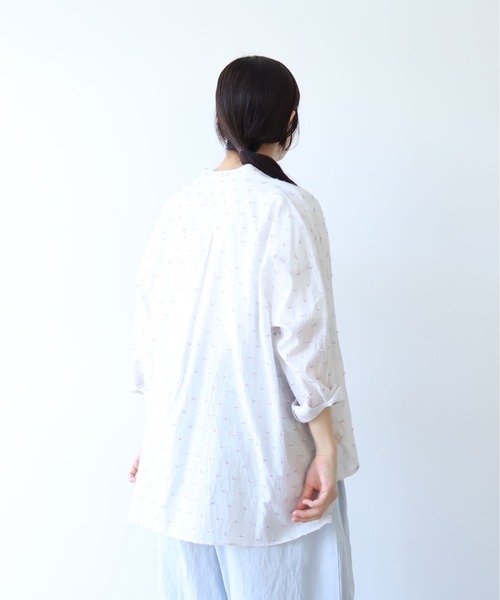yuni（ユニ　）の「Cotton/Nylon ラメジャカード wide シャツ（シャツ/ブラウス・レディース・グレー/ピンク/ネイビー・FREE）」の16枚目の写真