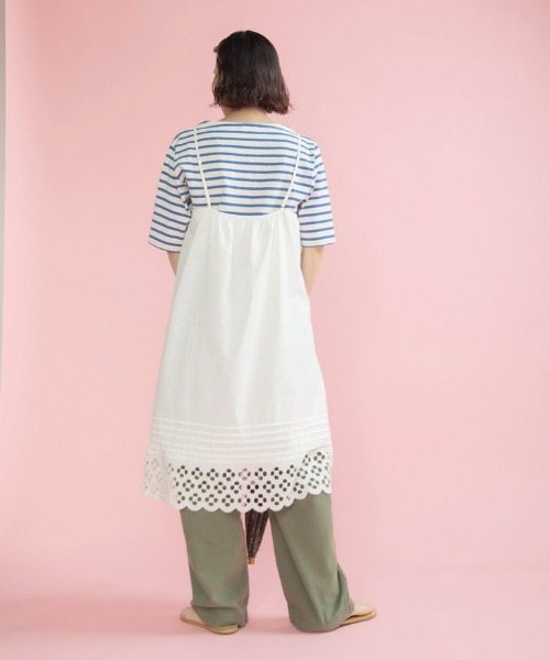 Dot＆Stripes CHILD WOMAN（ドットアンドストライプス　チャイルドウーマン）の「コットンリネンキャンバス フラワーカットワークキャミワンピース（ワンピース・レディース・ホワイト・FREE）」の12枚目の写真