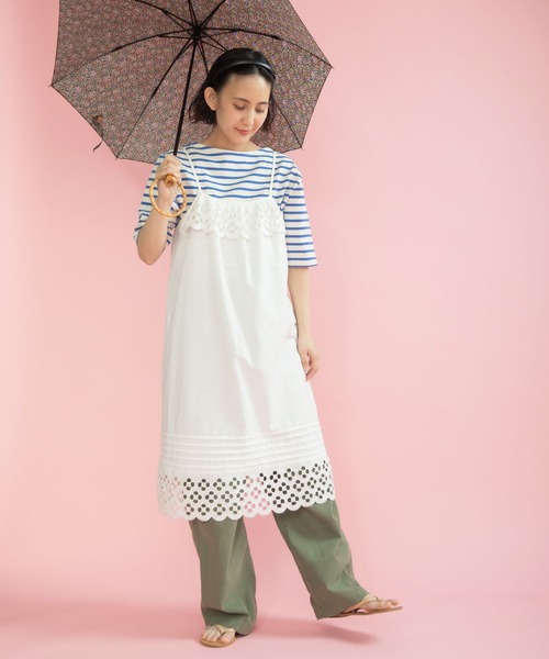 Dot&Stripes CHILD WOMAN(ドットアンドストライプス チャイルドウーマン)の「コットンリネンキャンバス フラワーカットワークキャミワンピース(ワンピース・レディース・ホワイト・FREE)」の12枚目の写真