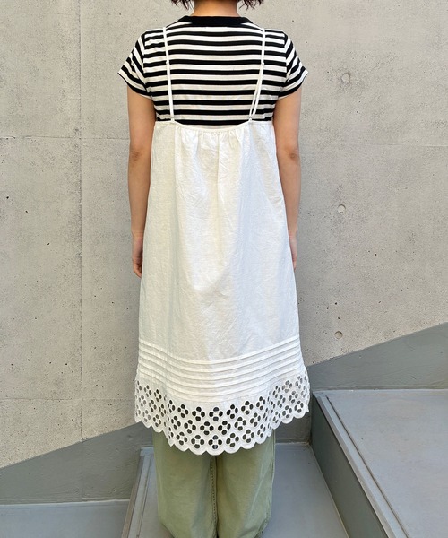 Dot&Stripes CHILD WOMAN(ドットアンドストライプス チャイルドウーマン)の「コットンリネンキャンバス フラワーカットワークキャミワンピース(ワンピース・レディース・ホワイト・FREE)」の21枚目の写真