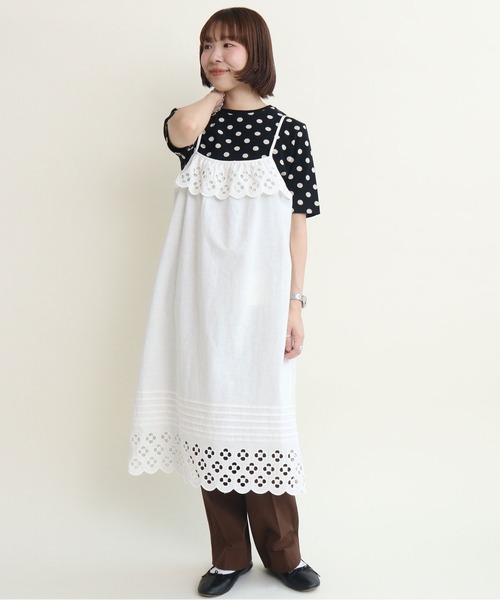 Dot&Stripes CHILD WOMAN(ドットアンドストライプス チャイルドウーマン)の「コットンリネンキャンバス フラワーカットワークキャミワンピース(ワンピース・レディース・ホワイト/ブラック・FREE)」の22枚目の写真