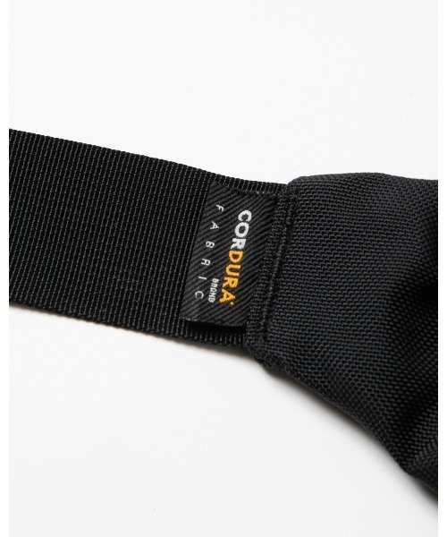 APPLEBUM(アップルバム)の「Cordura Waist Bag(ボディバッグ/ウエストポーチ・メンズ・ブラック・ONE SIZE)」の7枚目の写真