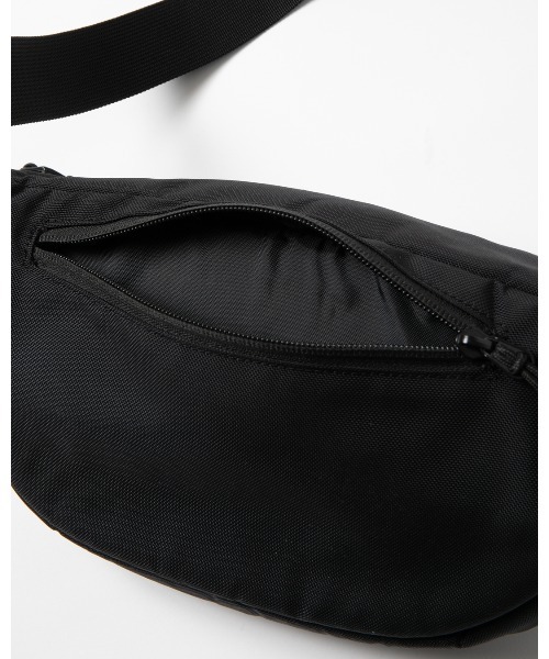 APPLEBUM(アップルバム)の「Cordura Waist Bag(ボディバッグ/ウエストポーチ・メンズ・ブラック・ONE SIZE)」の9枚目の写真
