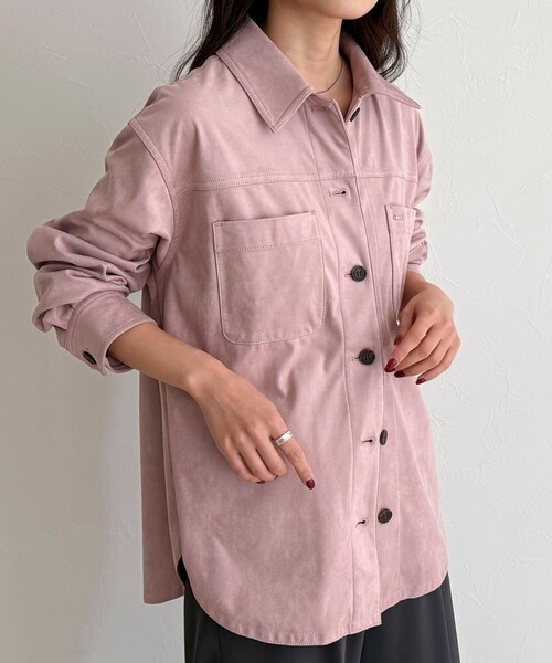 fredy emue(フレディエミュ)の「フェイクスエードシャツ(シャツ/ブラウス・レディース・ピンク/ベージュ/アイボリー・38)」の12枚目の写真