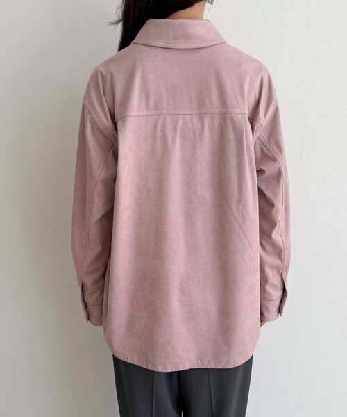 fredy emue(フレディエミュ)の「フェイクスエードシャツ(シャツ/ブラウス・レディース・ピンク/ベージュ/アイボリー・38)」の16枚目の写真