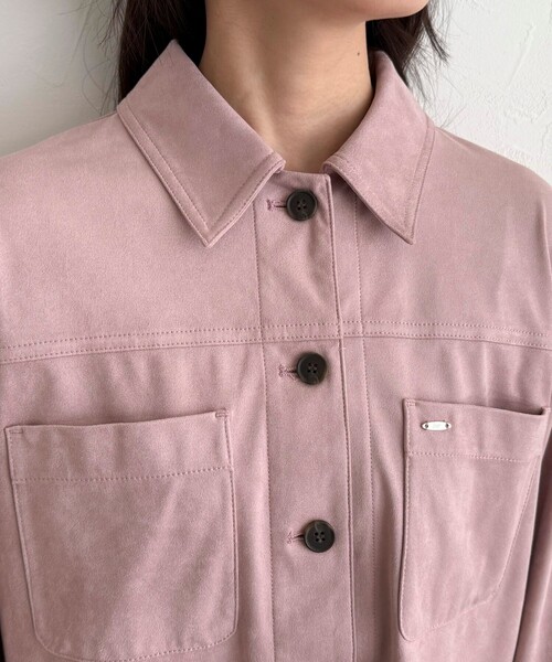 fredy emue(フレディエミュ)の「フェイクスエードシャツ(シャツ/ブラウス・レディース・ピンク/ベージュ/アイボリー・38)」の18枚目の写真