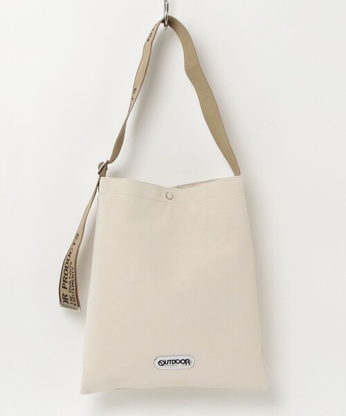 OUTDOOR PRODUCTS（アウトドアプロダクツ）の「【OUTDOOR PRODUCTS 】ジャガードロゴテープワンショルトートバッグ（トートバッグ・レディース・ブラック/キャメル/キナリ・FREE）」の16枚目の写真