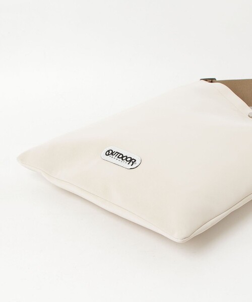 OUTDOOR PRODUCTS（アウトドアプロダクツ）の「【OUTDOOR PRODUCTS 】ジャガードロゴテープワンショルトートバッグ（トートバッグ・レディース・ブラック/キャメル/キナリ・FREE）」の18枚目の写真