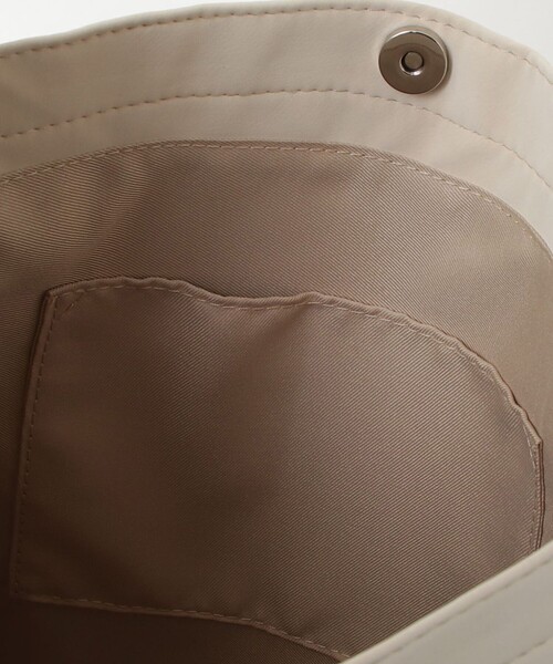 OUTDOOR PRODUCTS（アウトドアプロダクツ）の「【OUTDOOR PRODUCTS 】ジャガードロゴテープワンショルトートバッグ（トートバッグ・レディース・ブラック/キャメル/キナリ・FREE）」の19枚目の写真