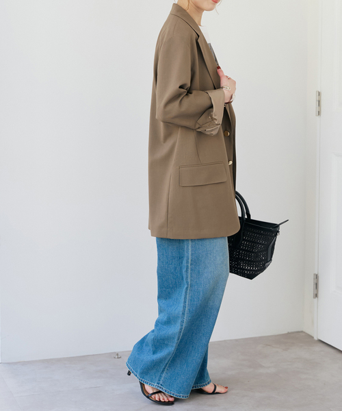 Spick & Span(スピックアンドスパン)の「VIAN / ヴィアン 別注ビッグ ジャケット シングル(テーラードジャケット・レディース・ネイビー/ベージュ・36)」の9枚目の写真