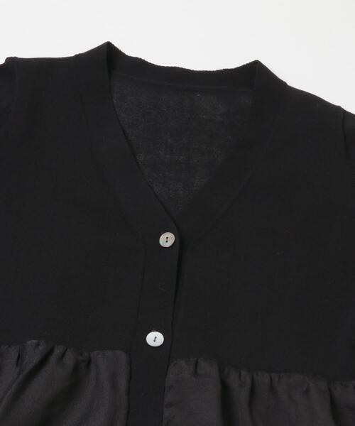 URBAN RESEARCH ROSSO WOMEN(アーバンリサーチ ロッソ)の「『WEB限定』ドッキングペプラムカーディガン(カーディガン/ボレロ・レディース・ブラック/グリーン系その他/ホワイト・FREE)」の19枚目の写真