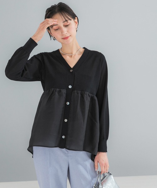 URBAN RESEARCH ROSSO WOMEN（アーバンリサーチ　ロッソ）の「『WEB限定』ドッキングペプラムカーディガン（ニット/セーター・レディース・ブラック/グリーン系その他/ホワイト・FREE）」の8枚目の写真