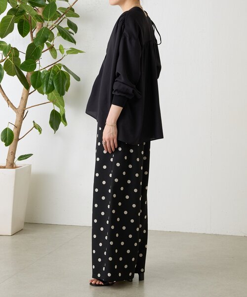 BEARDSLEY(ビアズリー)の「《2/20(金)12:00予約開始》シアーブラウスカーディガン(シャツ/ブラウス・レディース・ピンク/ホワイト/ネイビー/ブラック・FREE)」の5枚目の写真