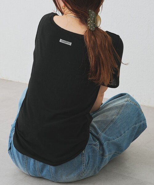 mystic(ミスティック)の「サイドギャザーシアーTシャツ(Tシャツ/カットソー・レディース・オフホワイト/ブラック/ピンク・FREE)」の3枚目の写真