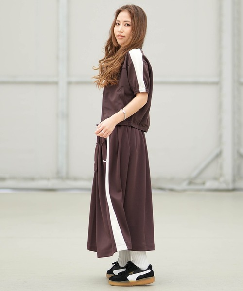 PUMA（プーマ）の「PUMA/プーマ スカート T7 ミディ プリーツ 636872（スカート・レディース・ブラック/ブラウン・M/L）」の12枚目の写真