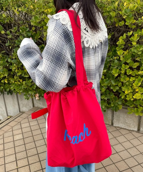 CRB(シーアールビー)の「配色ロゴトートバッグ(トートバッグ・レディース・ホワイト×ピンク/ラベンダー/イエロー/ブラック/ホワイト×ブラック/レッド・F)」の13枚目の写真