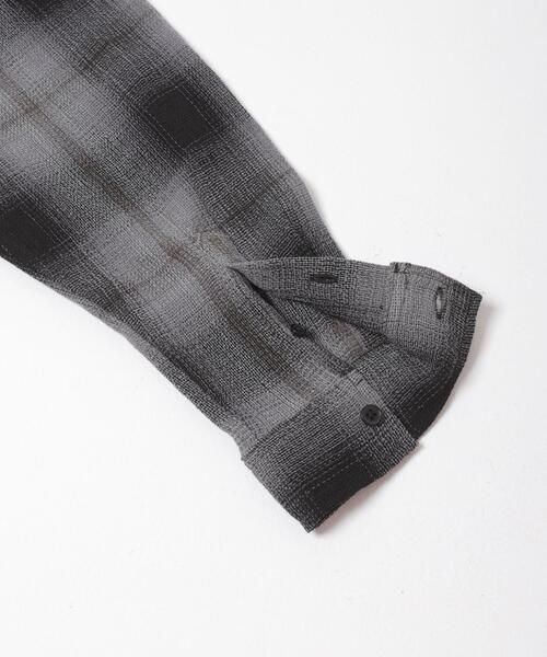 SENSE OF PLACE by URBAN RESEARCH（センスオブプレイスバイアーバンリサーチ）の「オンブレーチェックレギュラーカラーシャツ（シャツ/ブラウス・メンズ・イエロー/ブラック/ブルー・MEDIUM/LARGE）」の5枚目の写真