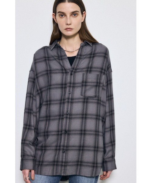 AZUL by moussy(アズールバイマウジー)の「アーバンチェックオーバールーズシャツ(シャツ/ブラウス・レディース・アイボリー/ベージュ系その他/ブラック系その他・FREE)」の15枚目の写真