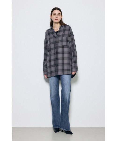 AZUL by moussy(アズールバイマウジー)の「アーバンチェックオーバールーズシャツ(シャツ/ブラウス・レディース・アイボリー/ベージュ系その他/ブラック系その他・FREE)」の19枚目の写真