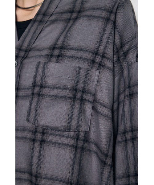 AZUL by moussy(アズールバイマウジー)の「アーバンチェックオーバールーズシャツ(シャツ/ブラウス・レディース・アイボリー/ベージュ系その他/ブラック系その他・FREE)」の22枚目の写真