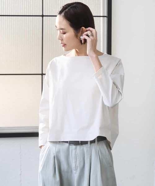MICHEL KLEIN(ミッシェル・クラン)の「タックデザイン バスクTシャツ(Tシャツ/カットソー・レディース・アイボリー/ブルー・40/38)」の10枚目の写真