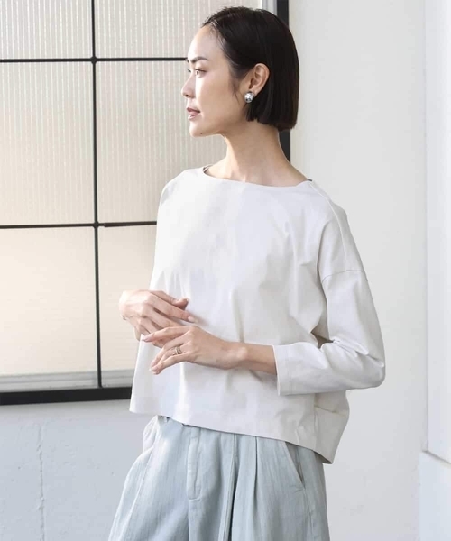MICHEL KLEIN(ミッシェル・クラン)の「タックデザイン バスクTシャツ(Tシャツ/カットソー・レディース・アイボリー/ブルー・40/38)」の11枚目の写真