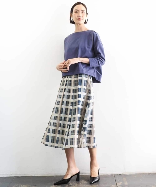 MICHEL KLEIN(ミッシェル・クラン)の「タックデザイン バスクTシャツ(Tシャツ/カットソー・レディース・アイボリー/ブルー・40/38)」の19枚目の写真