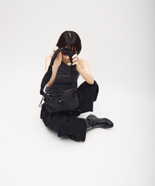 TONER(トナー)の「シャーリングショルダーバッグ/ロゴプレート付き(ショルダーバッグ・レディース・グレー/ブラック/アイボリー・FREE)」の11枚目の写真