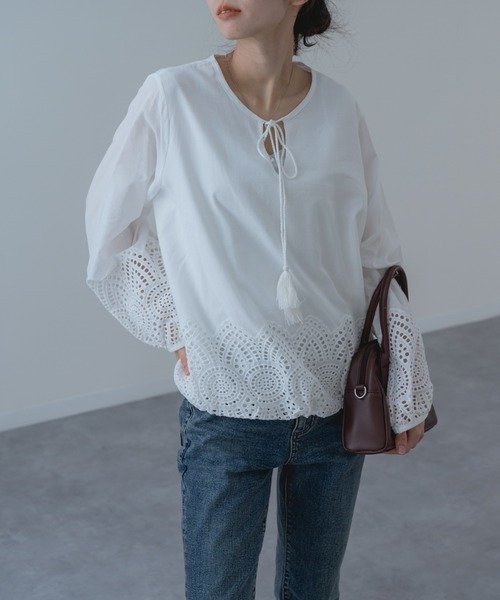 refinedworks(リファインドワークス)の「【refinedworks】裾レース × バルーン シルエット ブラウス(シャツ/ブラウス・レディース・ホワイト/ブラック・FREE)」の2枚目の写真
