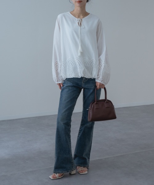 refinedworks(リファインドワークス)の「【refinedworks】裾レース × バルーン シルエット ブラウス(シャツ/ブラウス・レディース・ホワイト/ブラック・FREE)」の4枚目の写真