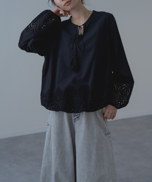 refinedworks(リファインドワークス)の「【refinedworks】裾レース × バルーン シルエット ブラウス(シャツ/ブラウス・レディース・ホワイト/ブラック・FREE)」の6枚目の写真