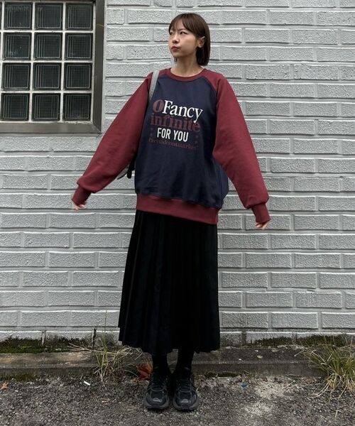CACTUSDONUTMARKET(カクタスドーナツマーケット)の「Fancy Infinite Raglan Sweatshirt - Burgundy(スウェット・レディース・その他・LARGE)」の20枚目の写真
