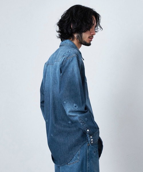 Lee(リー)の「Wrangler/ラングラー【US ORIGINAL】27MW ウエスタンデニムシャツ フラワーエンブロイダリー(シャツ/ブラウス・メンズ・ブルー・LARGE/MEDIUM/SMALL)」の5枚目の写真