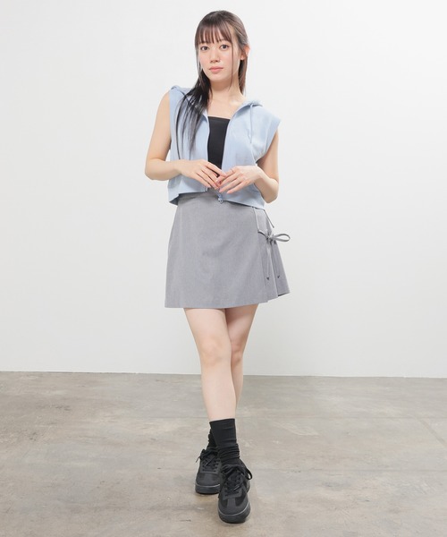 Honeys(ハニーズ)の「裏地パンツ付ミニスカート(スカート・レディース・ベージュ/ブラック/杢グレー・L/M/S/SS)」の7枚目の写真