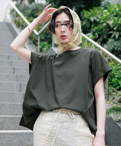 GEORGE'S(ジョージズ)の「ロールアップスリーブT(Tシャツ/カットソー・レディース・チャコールグレー/オフホワイト/イエロー/ブラック/イエロー系その他2・FREE)」の10枚目の写真