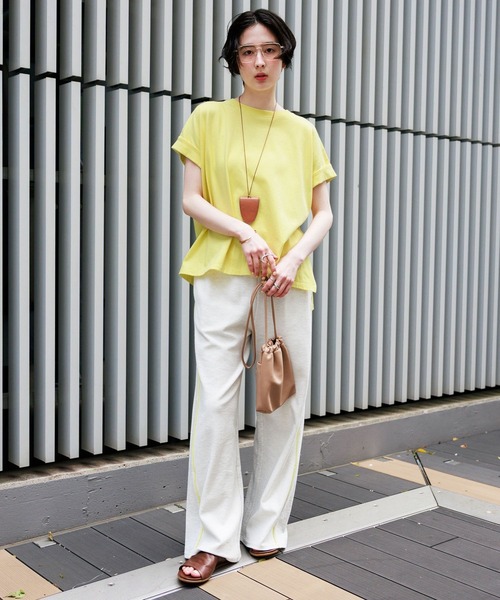 GEORGE'S(ジョージズ)の「ロールアップスリーブT(Tシャツ/カットソー・レディース・チャコールグレー/オフホワイト/イエロー/ブラック/イエロー系その他2・FREE)」の14枚目の写真