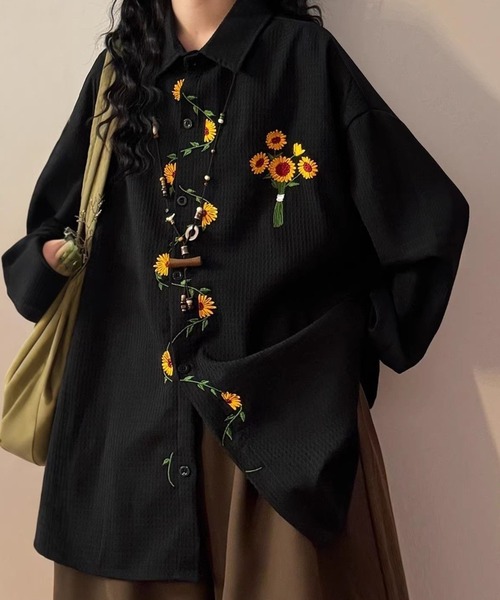 FreeZone(フリーゾーン)の「ひまわり刺繍デザイン オーバーサイズ 長袖シャツブラウス(シャツ/ブラウス・メンズ・ホワイト/ブラック・F)」の7枚目の写真