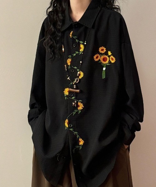 FreeZone(フリーゾーン)の「ひまわり刺繍デザイン オーバーサイズ 長袖シャツブラウス(シャツ/ブラウス・メンズ・ホワイト/ブラック・F)」の11枚目の写真