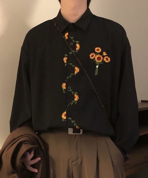 FreeZone(フリーゾーン)の「ひまわり刺繍デザイン オーバーサイズ 長袖シャツブラウス(シャツ/ブラウス・メンズ・ホワイト/ブラック・F)」の17枚目の写真