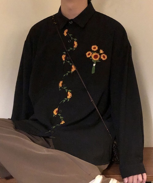 FreeZone(フリーゾーン)の「ひまわり刺繍デザイン オーバーサイズ 長袖シャツブラウス(シャツ/ブラウス・メンズ・ホワイト/ブラック・F)」の20枚目の写真