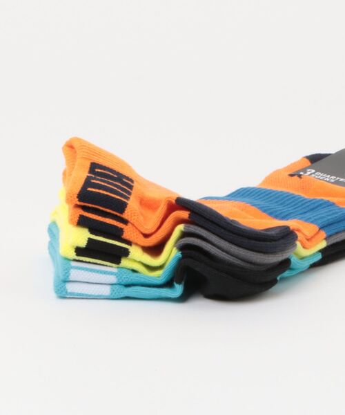 PUMA(プーマ)の「PUMA プーマ クォーターソックス 3足組 消臭 靴下 メンズ(ソックス/靴下・メンズ・イエロー系・26-28cm (L)/24-26cm (M))」の2枚目の写真